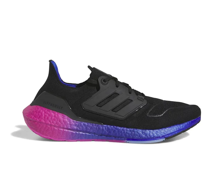 <span class="text-styled__StyledSpan-sc-d280c10c-1 dvOaRP">adidas< span>کفش دویدن Ultraboost 22