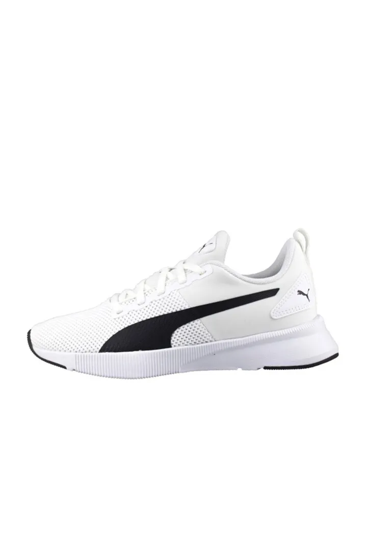 <span class="text-styled__StyledSpan-sc-d280c10c-1 dvOaRP">Puma< span>Flyer Runner Sneakers