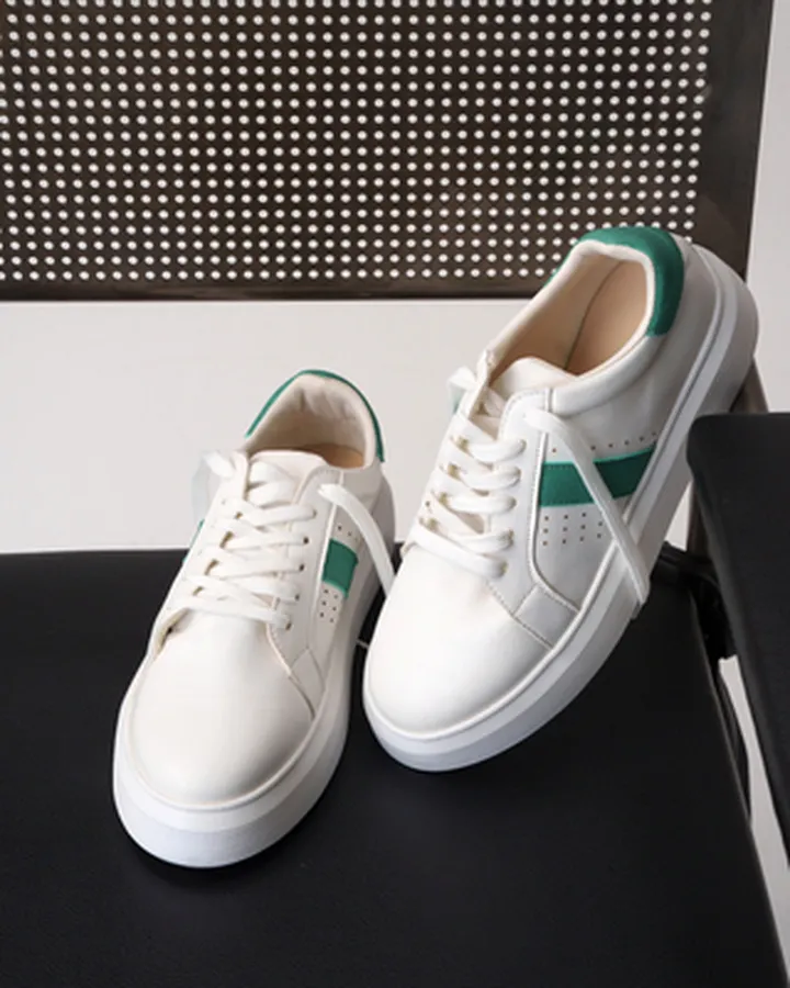 کفش اسپرت زنانه مدل Stradivarius Sneakers - SKG2305