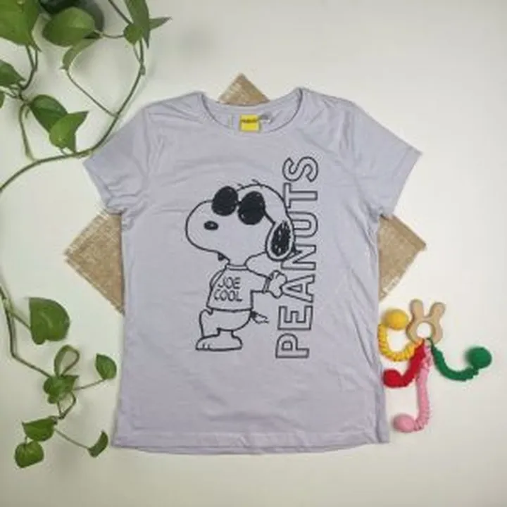 تیشرت نوزادی دخترانه آستین کوتاه طرح سگ یاسی کمرنگ رنگ – 10-12 سال