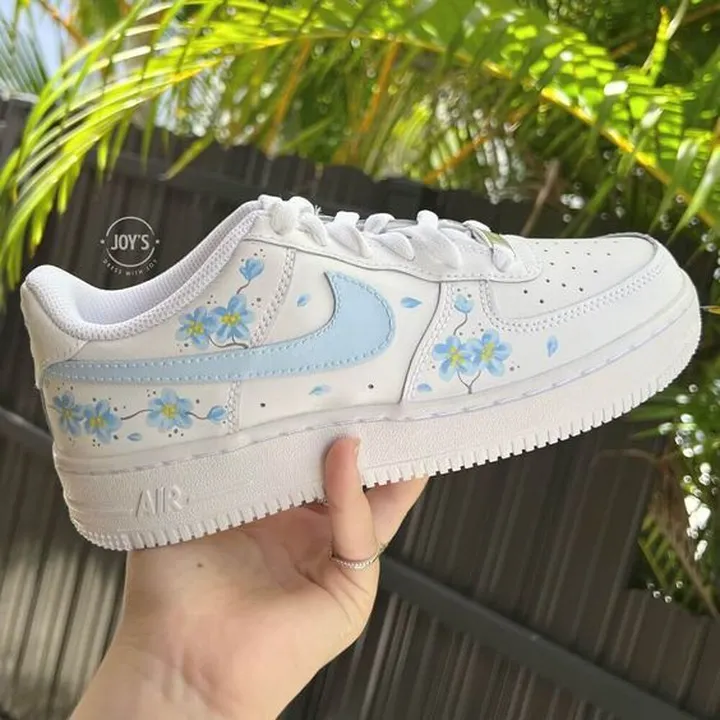 کفش اسپرت کاستوم کتونی ایرفورس  air force طرح Blue Flowers نایک nike